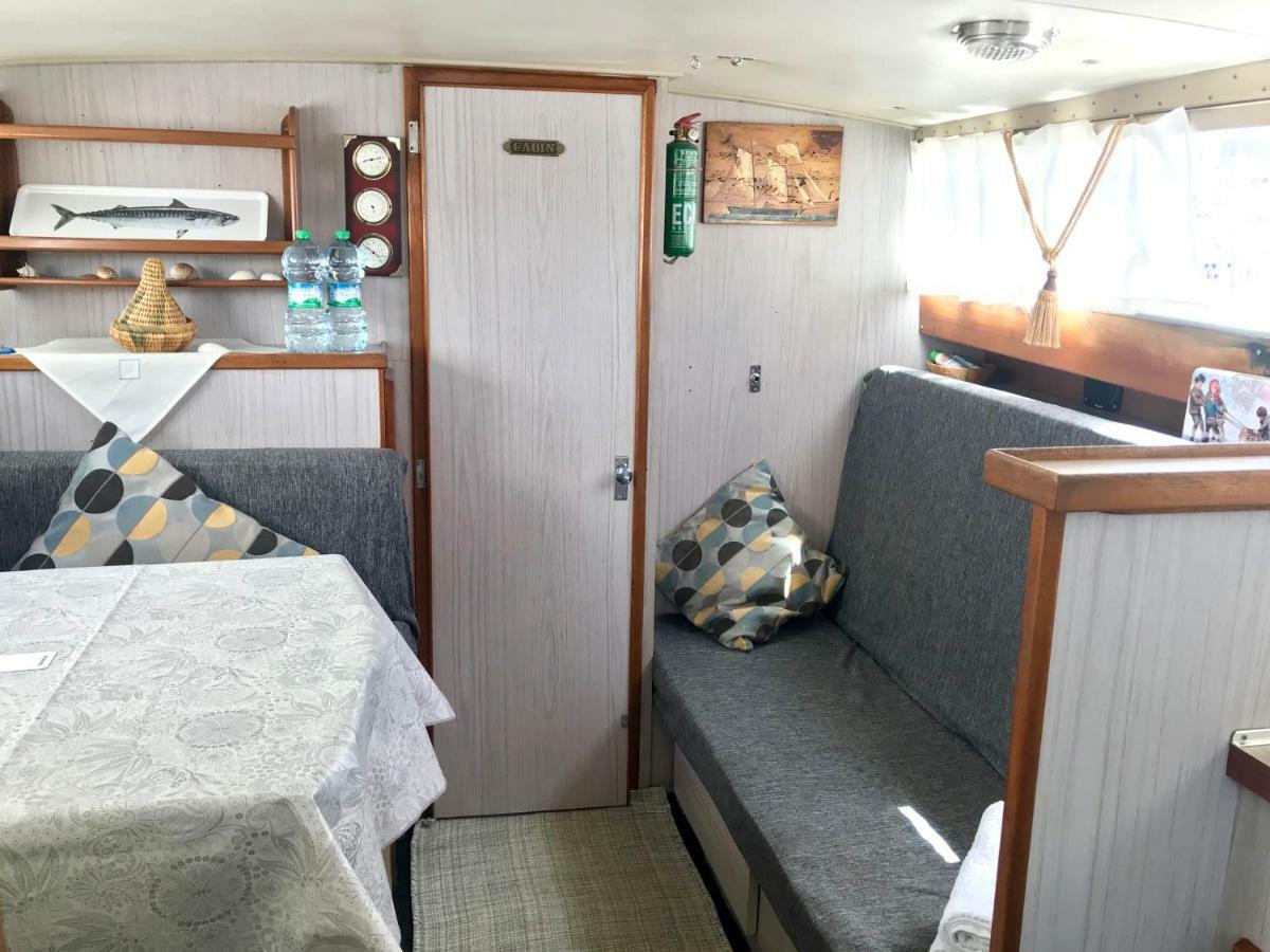 Hotel BoatsBreakfast Yacht Barcelona Sant Adria de Besos Exterior foto